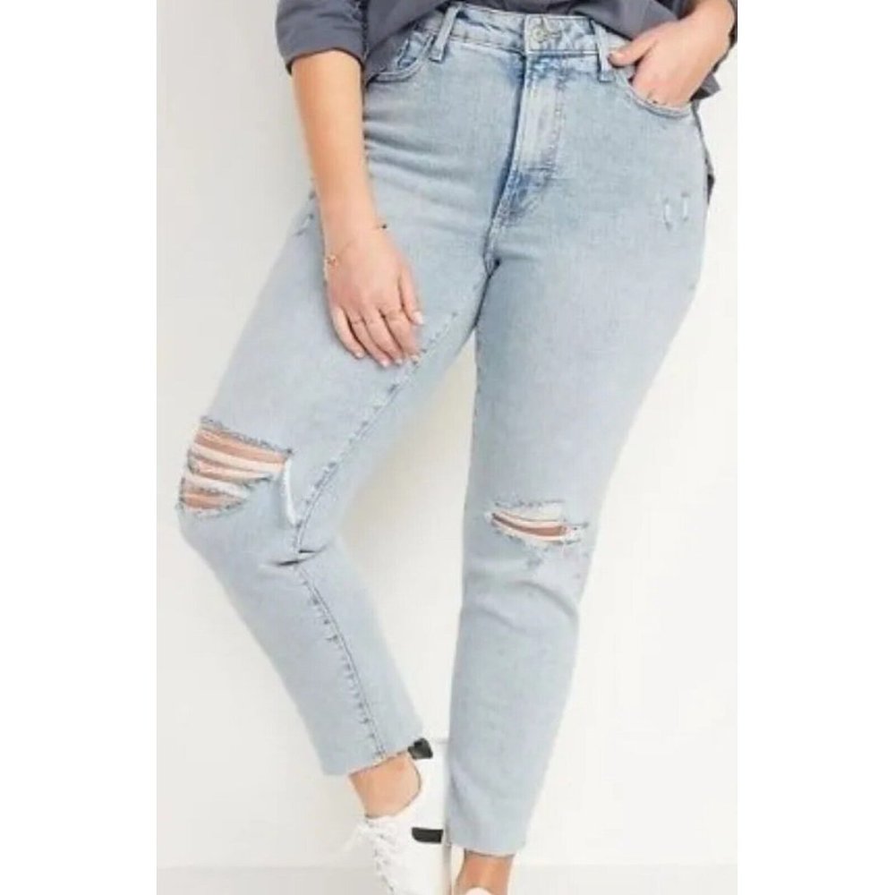 Old Navy O.G. Straight Ripped Ankle Jeans Size 22 NWT Raw Hem Light Wash